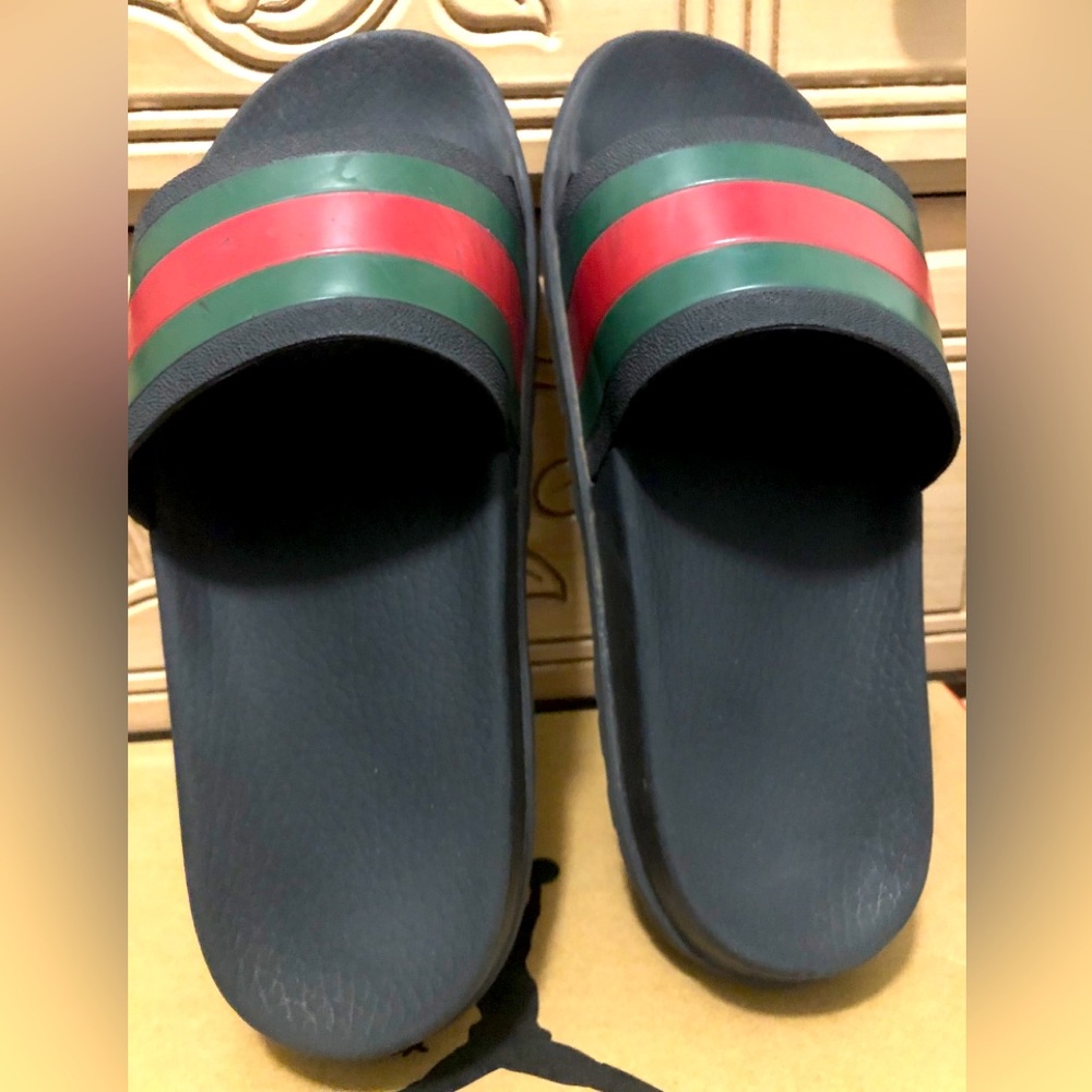 Gucci Slides (Black)